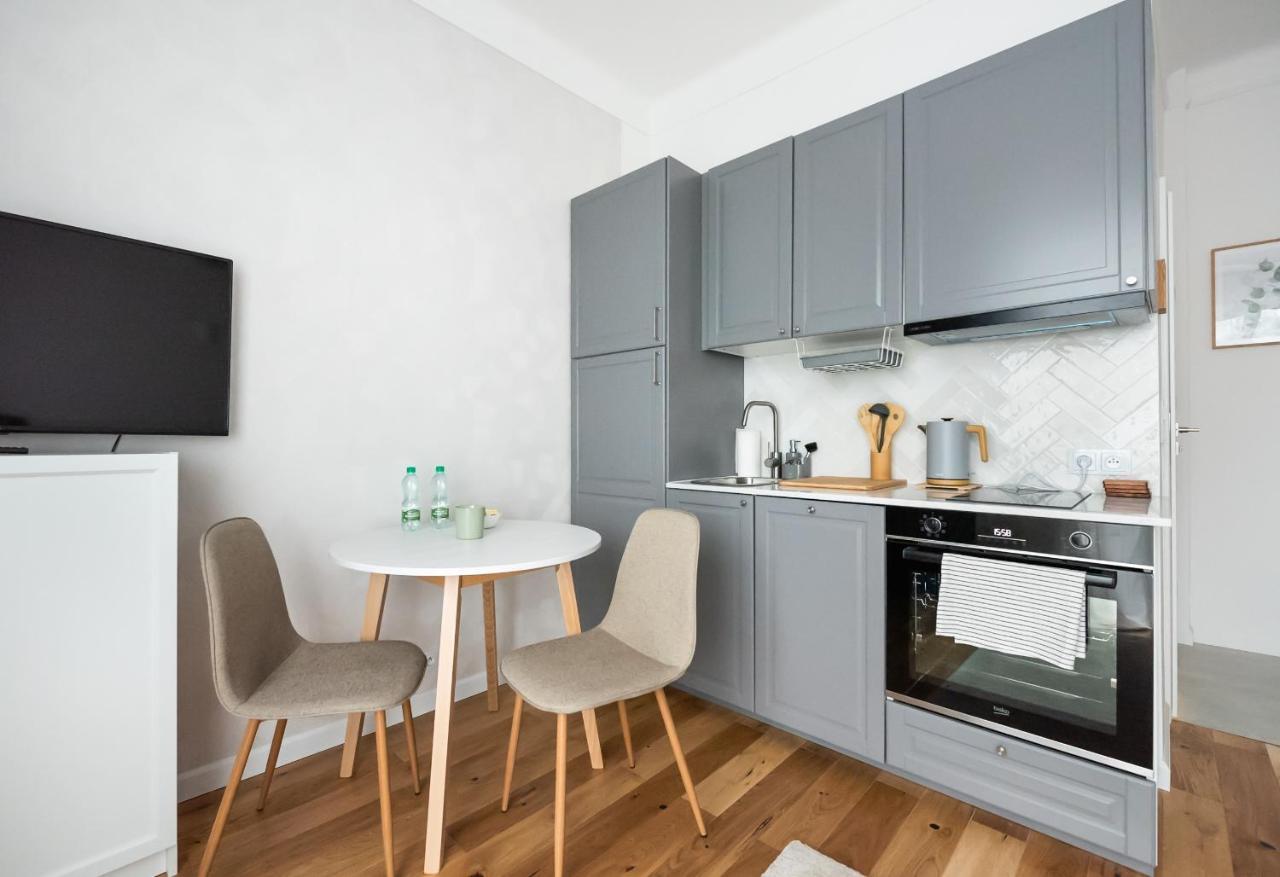 Apartment Solec Vistula